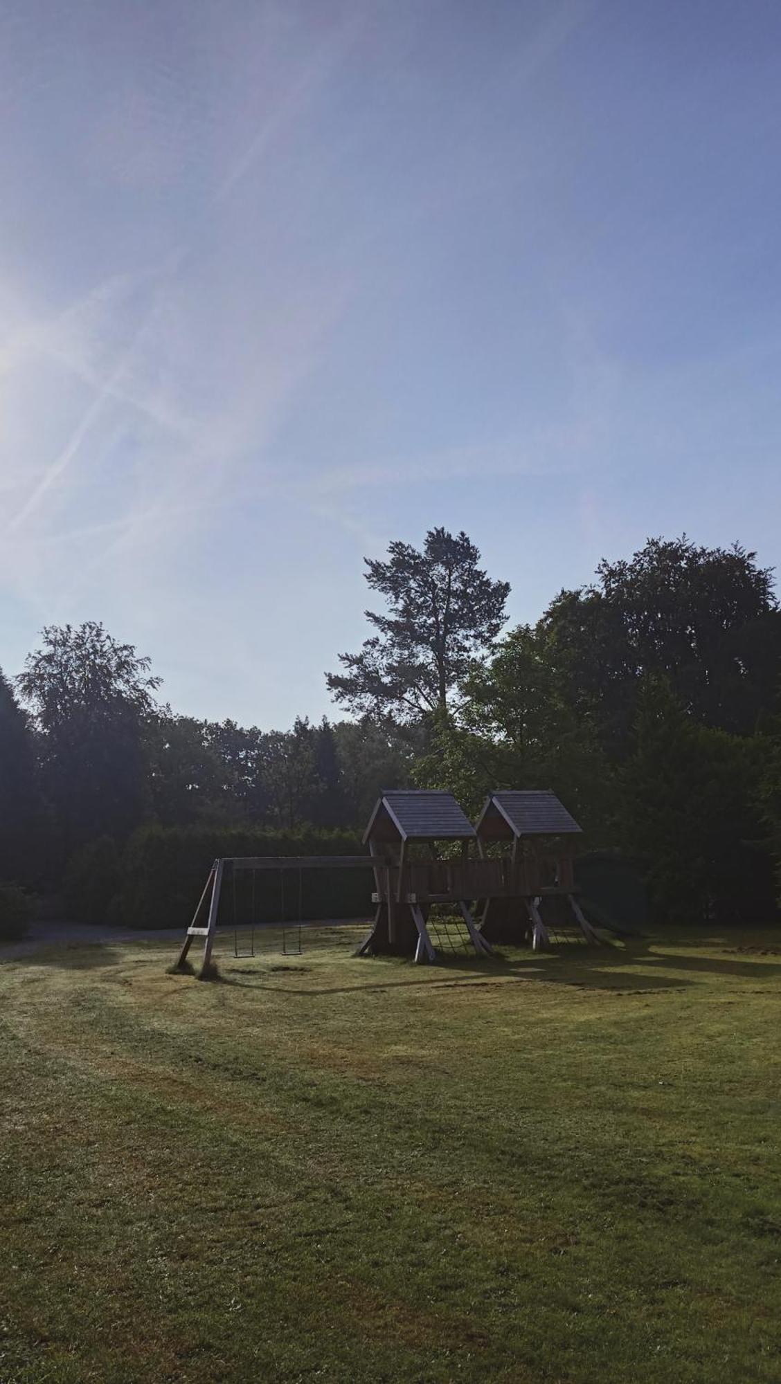 Het Houten Boshuisje Hattemerbroek Luaran gambar